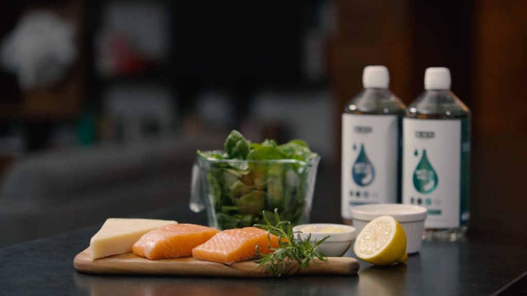 Lemon Salmon with Creamy Spinach Preparation